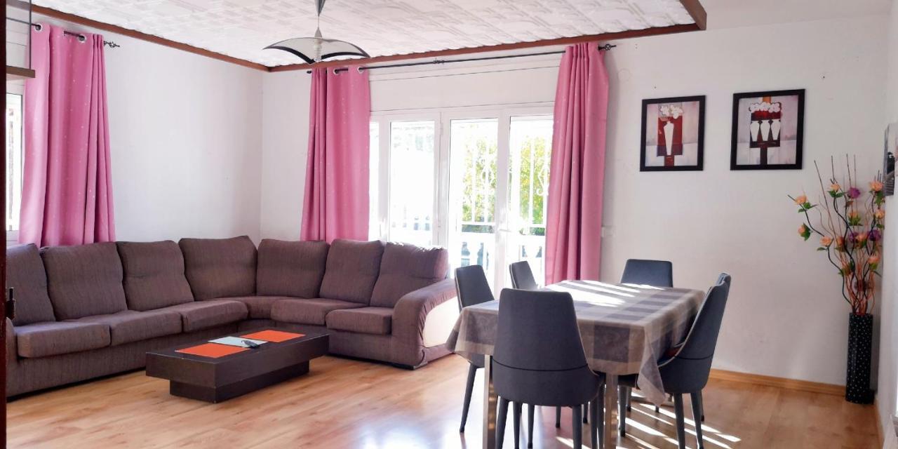 La Casa De Vacaciones Тарраса Екстер'єр фото